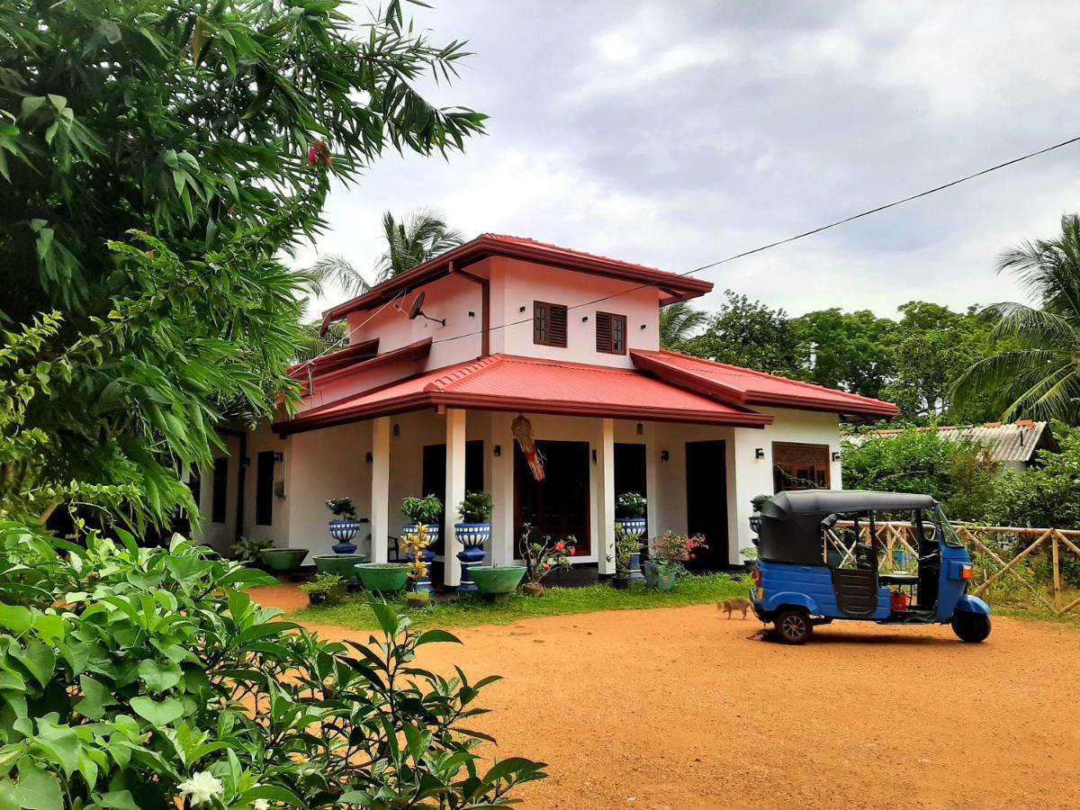 Udara Guest - Yala Safari Villa Exteriör bild