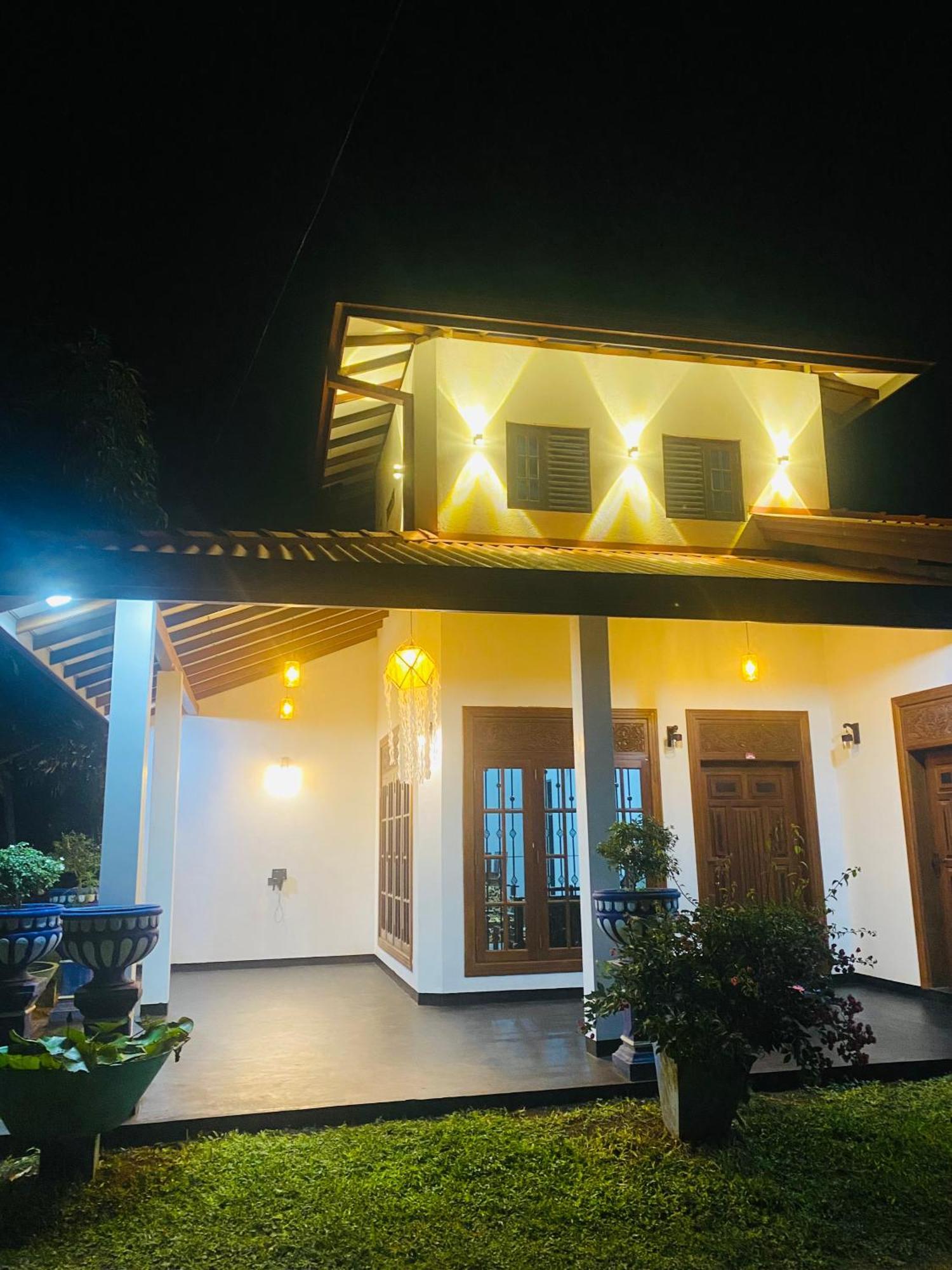 Udara Guest - Yala Safari Villa Exteriör bild